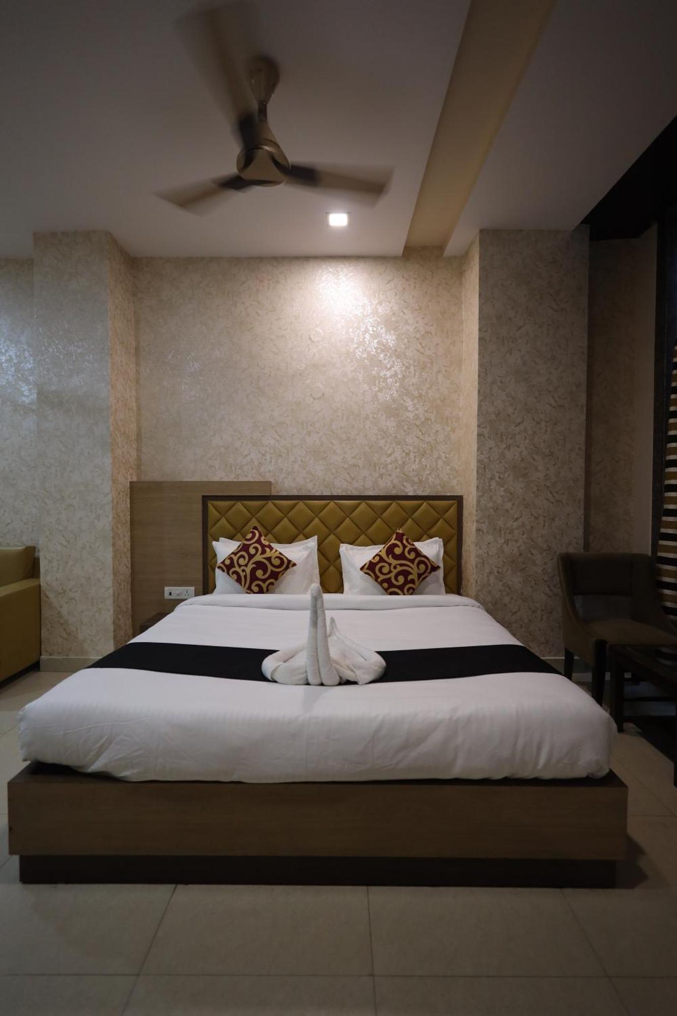 קאנפור Hotel Bhagyaraj Palace A Luxury Hotel Keshavpuram מראה חיצוני תמונה