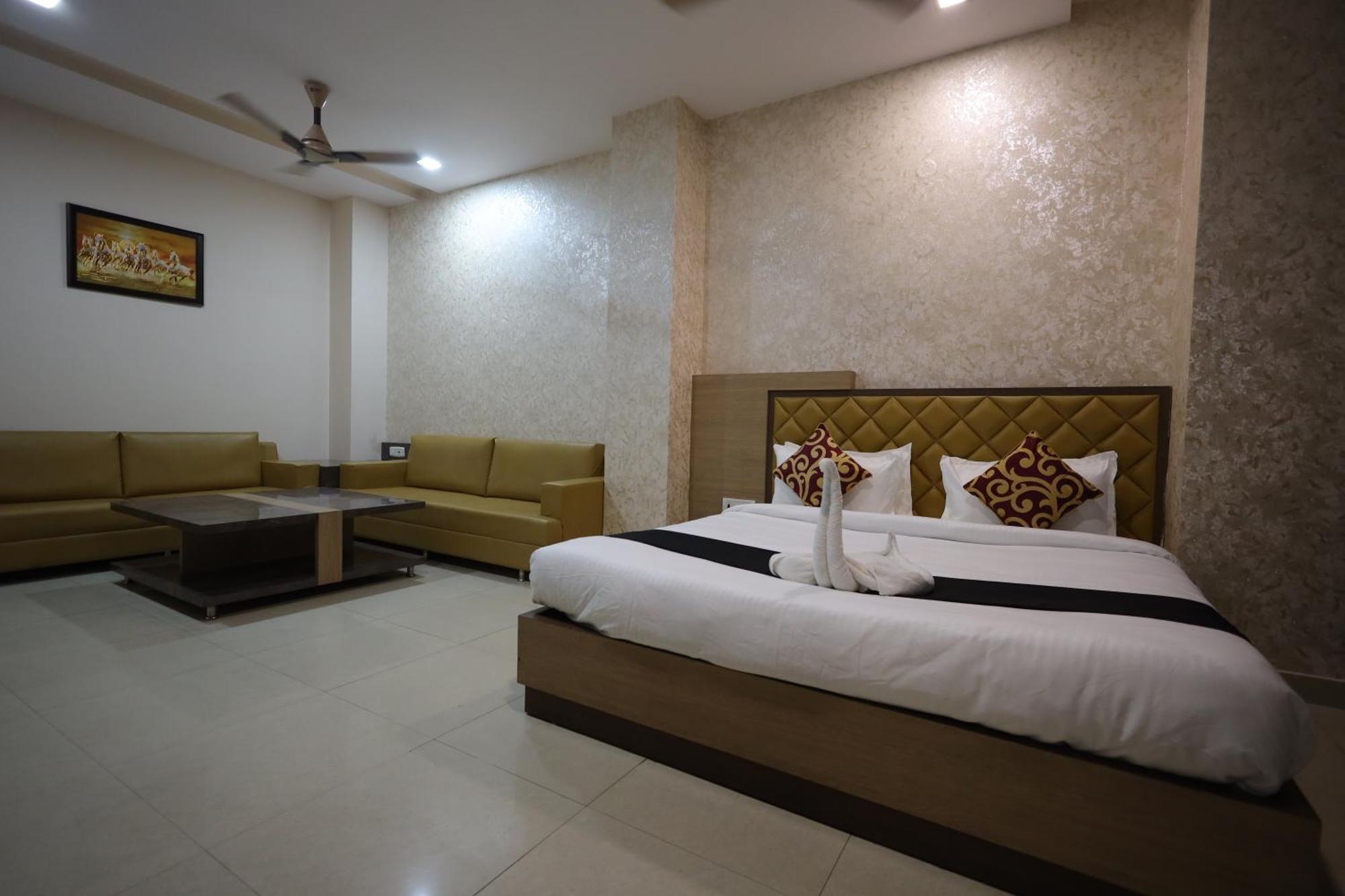 קאנפור Hotel Bhagyaraj Palace A Luxury Hotel Keshavpuram מראה חיצוני תמונה